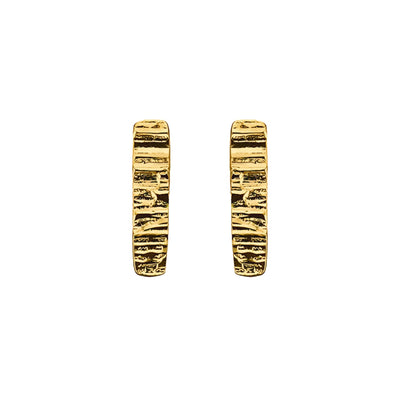 Gold Bar Stud Earrings, of Co Clare’s Burren, capture its stone ridges and flora. Captivating modern rectangle earrings, Irish jewellery at its best.