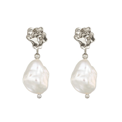 Silver pearl drop earrings inspired by the Causeway. Simple bridal jewellery from Ireland, an exceptional choice of pearl earrings for the bride-to-be